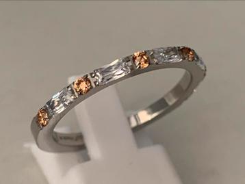 Melano Friends Ava ring met champagne kleurige steentjes 60 beschikbaar voor biedingen