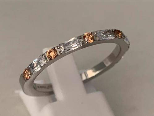 Melano Friends Ava ring met champagne kleurige steentjes 60, Sieraden, Tassen en Uiterlijk, Ringen, Nieuw, Dame, 19 tot 20, Ophalen of Verzenden