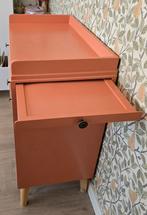 Antieke commode gepimpt in "perzik" kleur, 50 tot 70 cm, Nieuw, Ophalen of Verzenden, 100 cm of meer