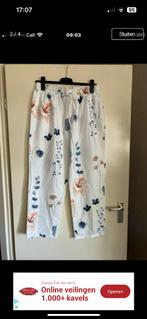 mooie witte gebloemde broek Chicme 42/44 nieuw, Kleding | Dames, Broeken en Pantalons, Wit, Maat 42/44 (L), Nieuw, Ophalen of Verzenden