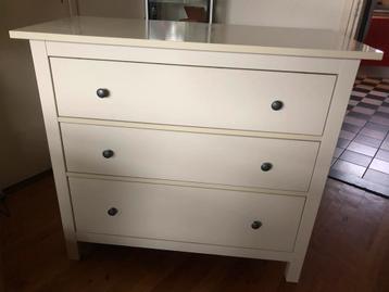 Ikea ladekast beschikbaar voor biedingen