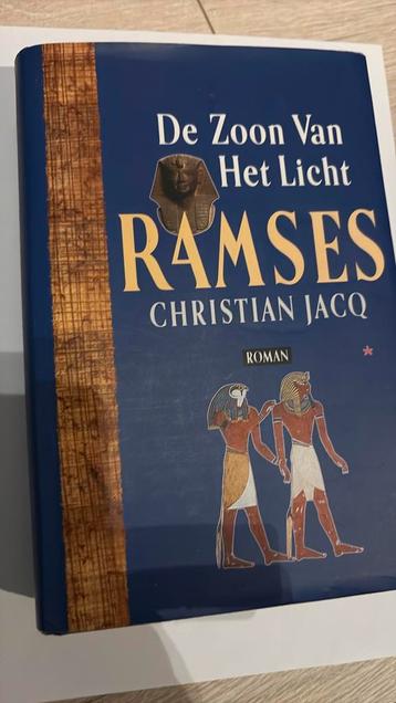 C. Jacq - 1 De zoon van het licht beschikbaar voor biedingen