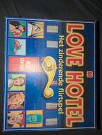 Love Hotel Gezelschapsspel, Hobby en Vrije tijd, Gezelschapsspellen | Bordspellen, Vijf spelers of meer, Ophalen of Verzenden
