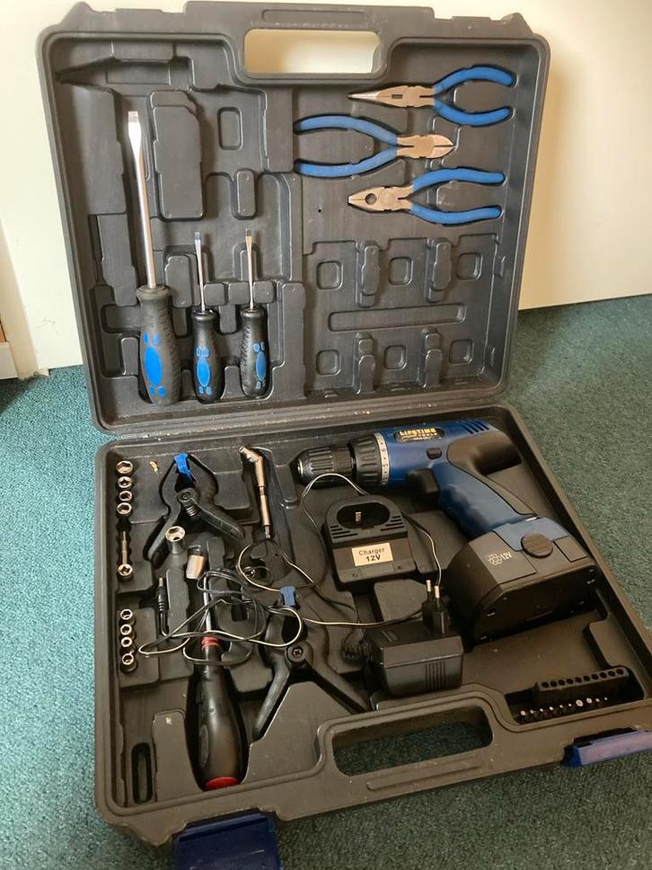 Lifetime Tools Boor- en Schroefmachine Set, Doe-het-zelf en Verbouw, Gereedschap | Boormachines, Gebruikt, Boor- en Schroefmachine