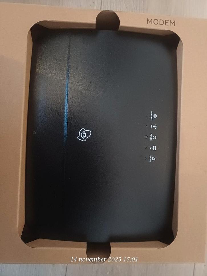 KPN Modem Box 12b - Nieuw in Doos!, Computers en Software, Routers en Modems, Nieuw, Router met modem, Ophalen of Verzenden
