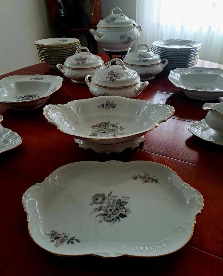 Rosenthal Sanssouci GREY ROSE kompleet diner en dessert 12p, Antiek en Kunst, Antiek | Servies compleet, Ophalen