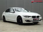 BMW 3-serie 316i Executive * PDC * VERW. STOELEN * LM VELGEN, 1360 kg, Euro 5, Zwart, 4 cilinders