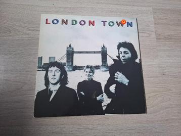 LP Wings  – London Town. (1978) beschikbaar voor biedingen