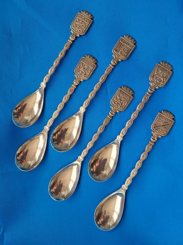 Zes verzilverde lepeltjes met provinciewapen, Ophalen of Verzenden