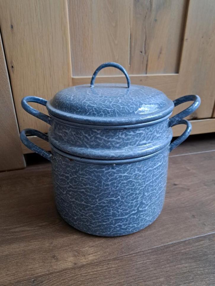Vintage grijsgewolkte emaille stoomkoker pan met deksel, Antiek en Kunst, Antiek | Emaille, Ophalen of Verzenden
