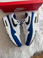 Nike Air Max 1 blauw wit zwart EU 44 Nieuw in Doos, Kleding | Heren, Schoenen, Overige kleuren, Nike, Nieuw, Ophalen of Verzenden