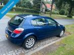 Opel Astra 1.4 Enjoy | Airco| Ketting hoorbaar, Gebruikt, Zwart, 4 cilinders, Blauw