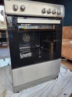 Elektrisch fornuis van ETNA, Witgoed en Apparatuur, Fornuizen, Ophalen, 4 kookzones, Zo goed als nieuw, Vrijstaand