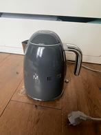 SMEG Waterkoker leigrijs, Witgoed en Apparatuur, Waterkokers, 1 tot 2 liter, Ophalen of Verzenden, Zo goed als nieuw