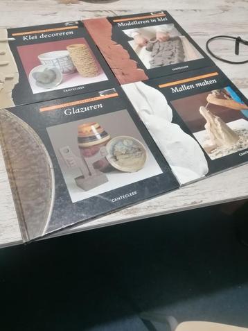4VIER BOEKEN CURSUS KERAMIEK CANTECLEER T/M GLAZUUR GLAZUREN beschikbaar voor biedingen