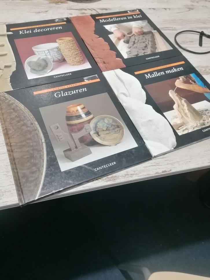 4VIER BOEKEN CURSUS KERAMIEK CANTECLEER T/M GLAZUUR GLAZUREN, Boeken, Overige Boeken, Ophalen of Verzenden