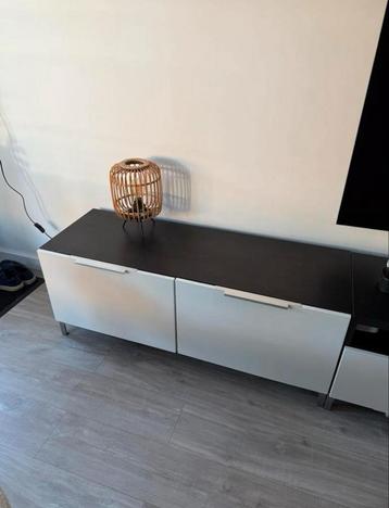 Mooie Ikea Besta TV-meubel - Heel schoon, zo goed als nieuw