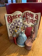 Disney Traditions beeld Storybook Cinderella gesigneerd, Ophalen of Verzenden, Overige figuren, Zo goed als nieuw, Beeldje of Figuurtje