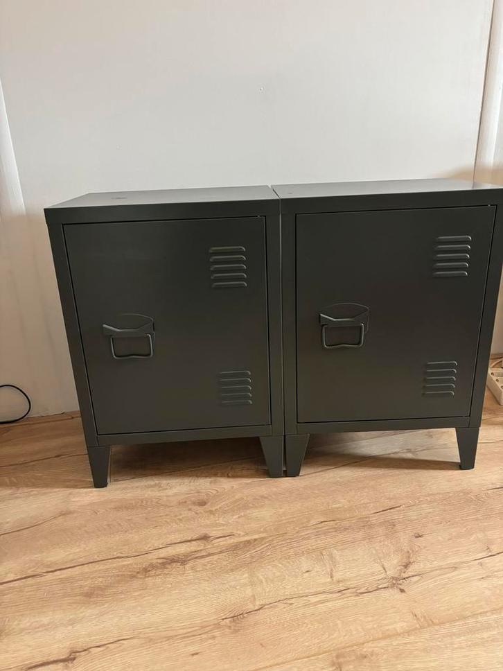 Lockerkast grijs 2x, Huis en Inrichting, Kasten | Lockerkasten, Zo goed als nieuw, Ophalen
