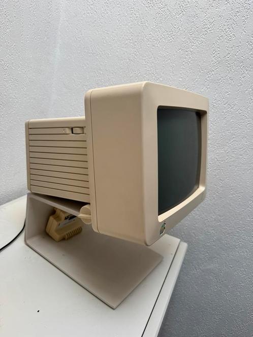Apple LLC monitor met toetsenbord origineel mac, Computers en Software, Vintage Computers, Ophalen of Verzenden