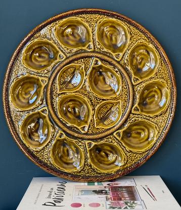Saint Clement XL vintage majolica oesterschaal. ZELDZAAM beschikbaar voor biedingen