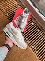Air max 1 beige, Ophalen of Verzenden, Zo goed als nieuw, Overige kleuren