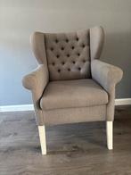 Landelijke stoel fauteuil grijs wit gecapitonneerd, Huis en Inrichting, Fauteuils, Ophalen, Zo goed als nieuw