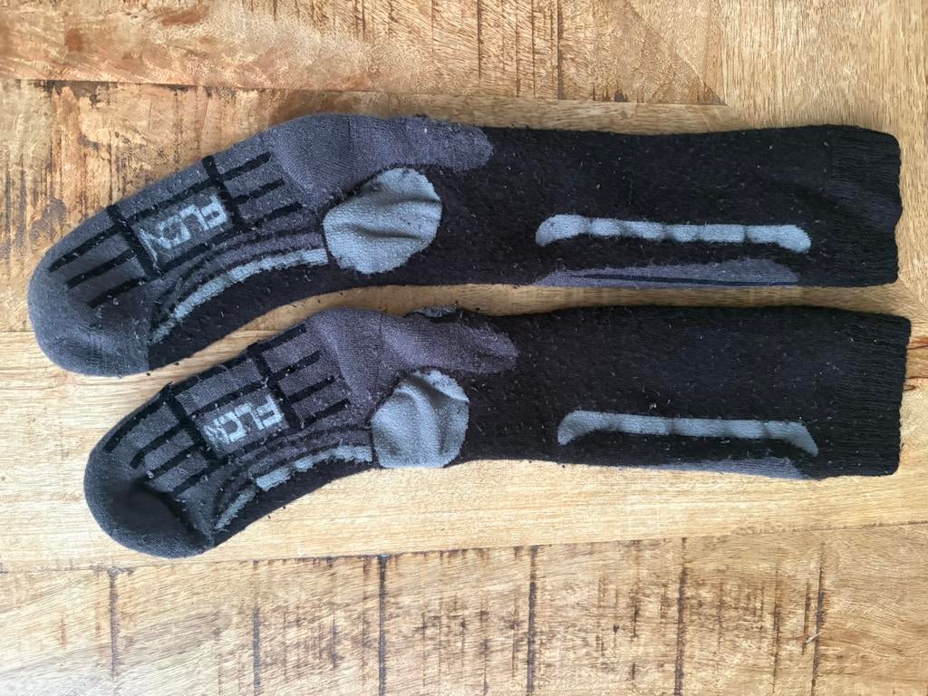 Falcon skisokken maat 31-34 - Nog goede staat, Ophalen of Verzenden, Zo goed als nieuw, Jongen of Meisje, Sokken