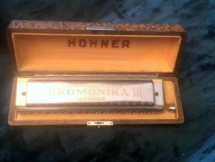 mondharmonica HOHNER Chromonika III C majeur, Antiek en Kunst, Curiosa en Brocante, Ophalen of Verzenden