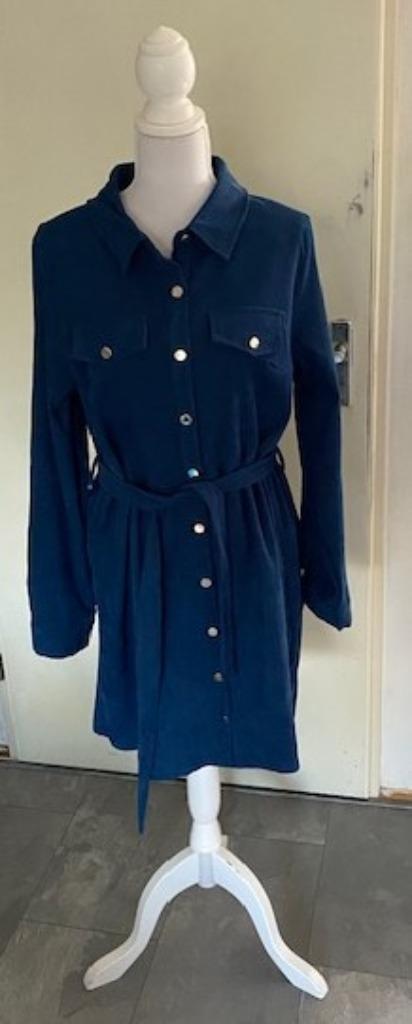 Superleuke petrol blauwe overhemdjurk, maat 44 (qwe), Kleding | Dames, Jurken, Zo goed als nieuw, Maat 42/44 (L), Blauw, Knielengte