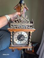 Antieke Wandklok met Atlas, Antiek en Kunst, Antiek | Klokken, Ophalen of Verzenden