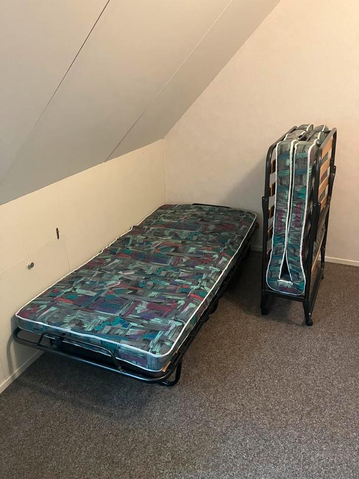 Opklapbaar bed, 2 stuks., Huis en Inrichting, Slaapkamer | Slaapbanken, Zo goed als nieuw, 90 cm, 190 cm of minder, Eenpersoons
