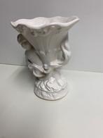 vaasje, Huis en Inrichting, Woonaccessoires | Vazen, Wit, Aardewerk of Porselein, Ophalen of Verzenden, Zo goed als nieuw