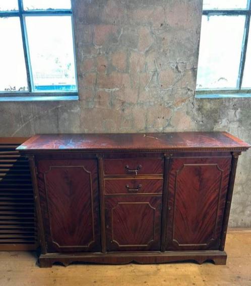 Dressoirkast / Kast / Vintage / Brocante / Kersenhoutkleur, Antiek en Kunst, Curiosa en Brocante, Ophalen