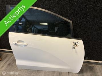 Kia Rio ('11-'17) 5-DRS Portier Deur Rechtsvoor beschikbaar voor biedingen