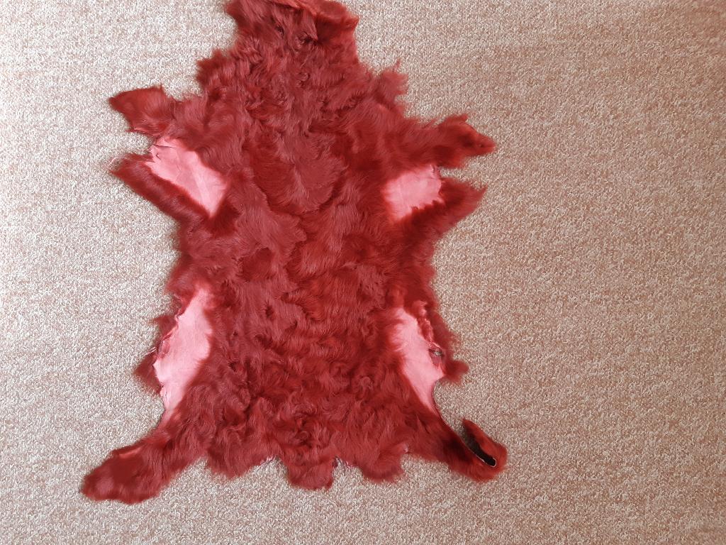 Lamsvacht Vellen Chekiang lam Steenrood Lamshuid 50 cm lang, Ophalen of Verzenden, Nieuw