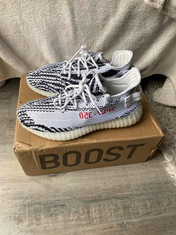 Yeezy boost 350 v2 Zebra  beschikbaar voor biedingen