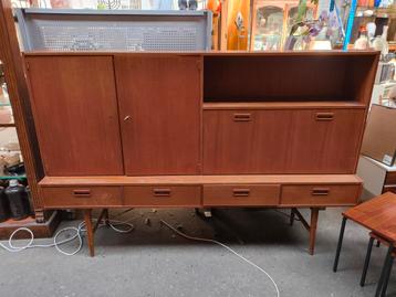 Highboard sideboard by Fristho, 1960s

 beschikbaar voor biedingen