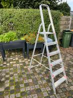 Gebruikte werktrap - 5 treden, Doe-het-zelf en Verbouw, Ladders en Trappen, Ophalen, Gebruikt, Trap, Minder dan 2 meter