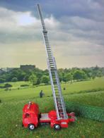 Pegaso Z-207 ladderwagen - EKO Brandweer, Ophalen of Verzenden, Zo goed als nieuw, Bus of Vrachtwagen, Herpa