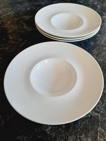 4 pastaborden van Villeroy & Boch 28cm beschikbaar voor biedingen