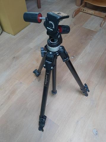Manfrotto 144B professioneel statief beschikbaar voor biedingen
