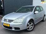 Volkswagen Golf 1.6 Trendline Business APK-06-2026/LMV/ORGNL, Voorwielaandrijving, Stof, Gebruikt, Zwart