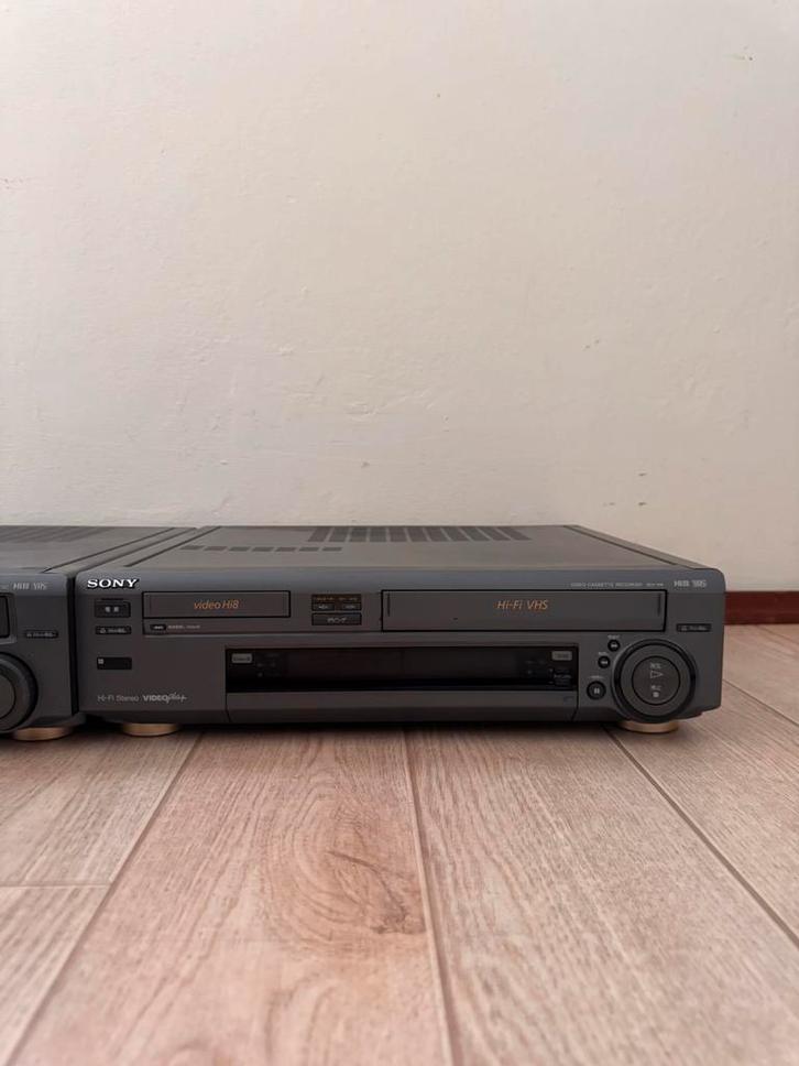 Sony WV-H4 Hi8 VHS videorecorder, Audio, Tv en Foto, Videospelers, Zo goed als nieuw, Videoband, Ophalen of Verzenden