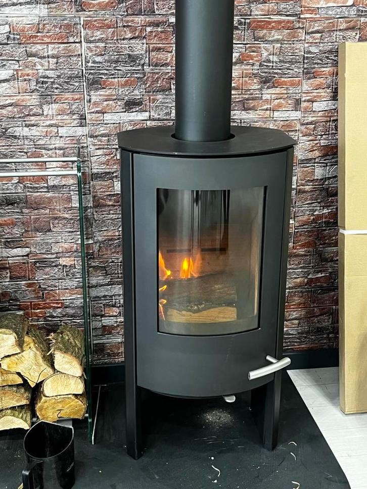 Thermatech TT20 houtkachel, Huis en Inrichting, Kachels, Zo goed als nieuw, Houtkachel, Hout, Ophalen