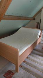 Licht eiken bed, Verstelbaar, Beige, Ophalen of Verzenden, Zo goed als nieuw