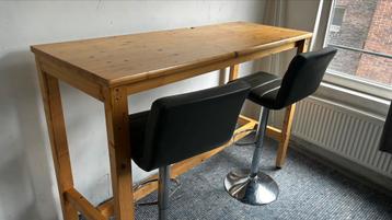 Sta tafel/hoog bureau beschikbaar voor biedingen
