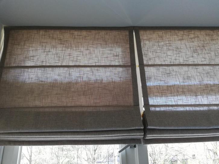 Vouwgordijn Zandkleur / Inbetween, Huis en Inrichting, Stoffering | Gordijnen en Lamellen, Zo goed als nieuw, 200 cm of meer, 50 tot 100 cm