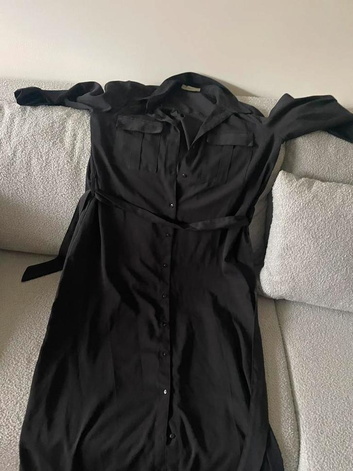 Te koop veel kleding 2,50 per stuk, Kleding | Dames, Overige Dameskleding, Zo goed als nieuw, Ophalen of Verzenden