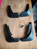 Nieuwe Spatlappen Ford Fiesta MK6, Nieuw, Ophalen of Verzenden, Ford, Links